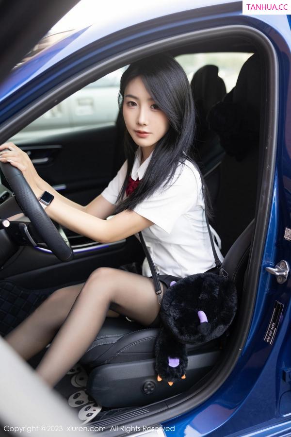   [XiuRen]高清写真图 2023.11.13 No.7653 苏苏阿 短裙美腿第13张图片